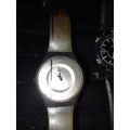 A JOBLOT CASUAL FASHION WATCHES SOLD AS IS NOT TESTED