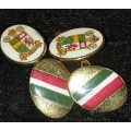 A VINTAGE GENTLEMENS COLLECTION GOLD PLATED AND SIVER PATED CUFFLINKS SOLD AS IS