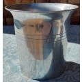 A VINTAGE ALUMINUM ALLOY ICE BUCKET SOLD AS IS
