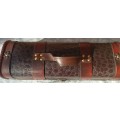 A BEAUTIFULL WOODEN LEATHER COVERED ART DECOR WINE CASE