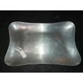 A VINTAGE 30 X 18 CENTIMETER ALUMINUM/PEWTER ALLOY SERVING PLATTER