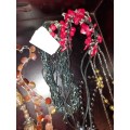 A COLLECTION JOB LOT COSTUME NECKLACES SOLD AS IS