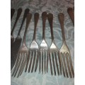 A VINTAGE COLLECTION FISH KNIVES AND FORKS SOLD AS IS