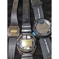 A COLLECTION OF VINTAGE SPORTS WATCHES