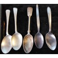 A MIXED VINTAGE COLLECTION OF EPNS TEASPOONS
