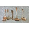 A VINTAGE AND ANTIQUE COLLECTION CUTLERY