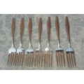 A NEAT SET OF (6) 18-8 STAINLESS STEEL FORKS