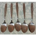 A VINTAGE SET OF 5 TEASPOONS SOLD AS IS