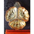 VINTAGE AMBER MARIGOLD IRIDESCENT CARNIVAL FLOWER DIVIDED RELISH CANDY DISH