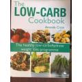 The Low-Carb Cookbook (Hardcover) - Amanda Cross