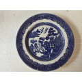 Vintage Churchill England Blue Willow Porcelain 8 Round - JOHNSON BROTHERS -1940