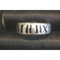 Unusual 925 Sterling Silver Imported  Filled Ring with 925 Marking