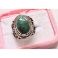 Attractive Green Gemstone Set in Genuine Solid 925 Sterling Silver Ring