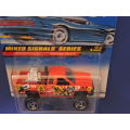 Hot Wheels NISSAN Hardbody 4x4 Truck  ( Orange ) Like Datsun
