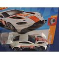 Hot Wheels ASTON MARTIN VANTAGE GTE  ( GULF  White #99  )