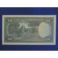 Reserve Bank Of Rhodesia $10 Ten Dollar 1975 sequential Bank Notes ( x6 Notes )