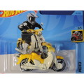Hot Wheels HONDA Super Cub Scooter motorbike motorcycle ( White & Yellow )