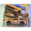 MATCHBOX FORD F-150 SVT Raptor  Pickup Bakkie ( Orange Off road rally 04/12 ) Like Hot Wheels