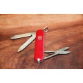 Victorinox - 58mm - Swiss Army Knife - (Classic) with logo isselbaecher