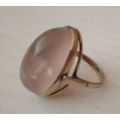 9ct Gold and Rose Quartz in Oval setting