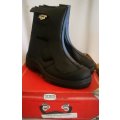 *BARGAIN*  NEW INYATI Smelters Safety Boots  - Black - Size 5