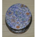 Collectible Ian Logan`s Fine English Collection Pure Vegetable Soap Small Oval Tin c1990