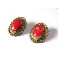 Vintage Clip on earrings with oval Red and White marbled ceramic in gold tone frame