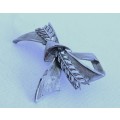 Vintage silver tone bow brooch pin