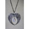 Vintage Ladies Silver-Tone Angels Wings Pendant Necklace with Simulated Glass Moonstone