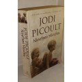 BOOKS SALE - Nineteen Minutes , a Lifetime of hurt in one act of Vengeance - Jodi Picoult