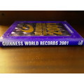 BOOKS  -  Guinness world records 2001