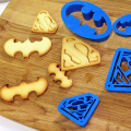 Super Hero Cookie cutter set. LOTS OF R1 CLEARANCE AUCTIONS!!