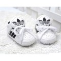 ADIDAS BABY SNEAKERS.