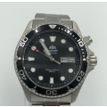 ORIENT RAY MENS 200M DIVING WATCH