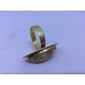 Stunning vintage semi precious stone ring! Size 6