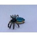 Lovely spider pendant/brooch