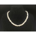 Perfect string of authentic pearls with 18ct gold clasp - A find!