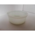 Milk glass Anchor Hocking bowl 1.5l