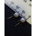 9ct gold sea pearl earrings - beautiful lustre on the pearls!