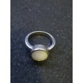 925 Silver ring with white glass