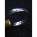 925 Silver ring with white glass