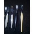 Small cake forks