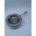 Vintage tea strainer - Delft