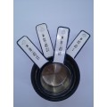 Enameled measuring cups