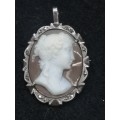 High craftmanship Cameo brooch/pendant set in silver