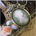 ANTIQUE LOOK CAMEO LADY NECKLACE
