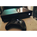 Xbox 1 TB with one controller