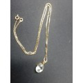 Beautiful 9ct gold chain and pendant with CZ!!