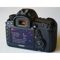 Canon 5D MARK IV DSLR BODY (LIKE NEW W/ A LOW SHUTTER COUNT) WORTH R50000.00!!!