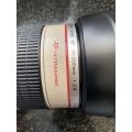 Canon 70-200mm f/2.8 Lens (Immaculate Condition)